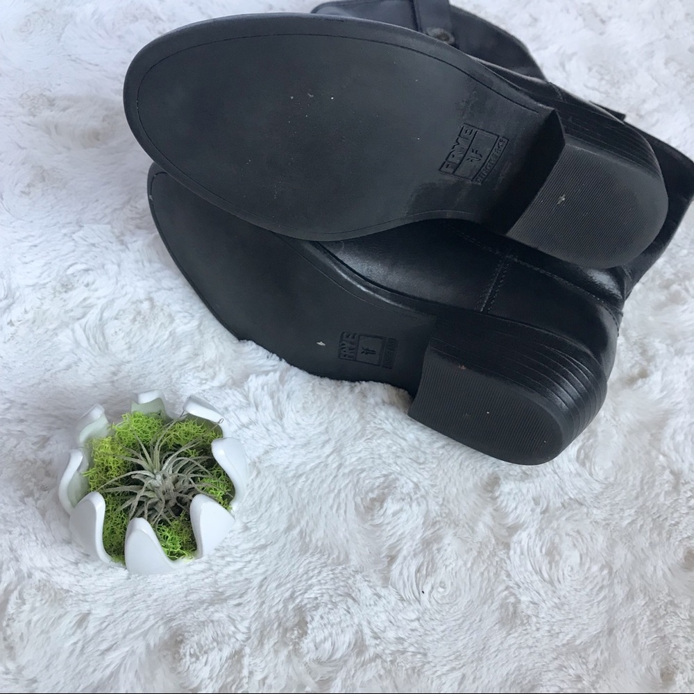 {Frye} Button Boot - Picture 5 of 8